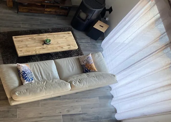 Lancien Chai Vakantiehuis Laroque (Gironde)